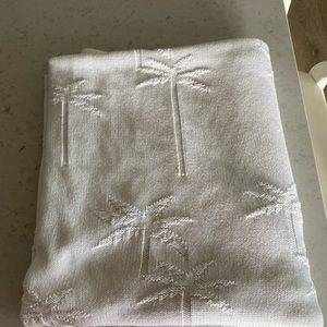 Lilly Pulitzer white palm tree cotton knit blanket throw